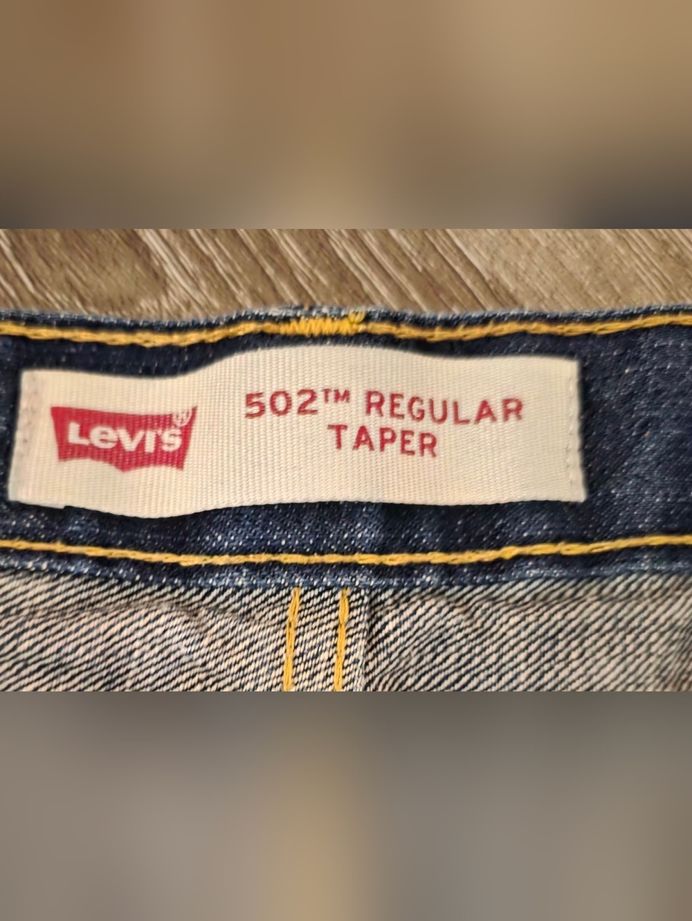 Levis - Picture 4 of 6